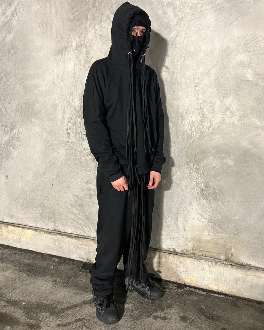 Multicord Black sweatpants